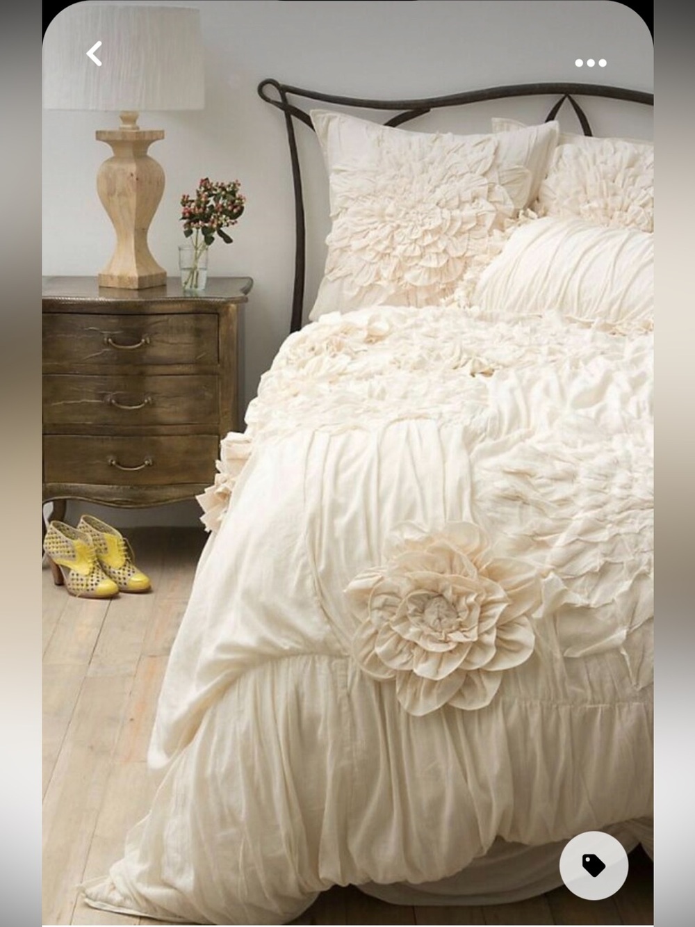 Anthropologie Georgina Ruffle Blooms Ivory pillow set 3 Euro Shams & 2 queen